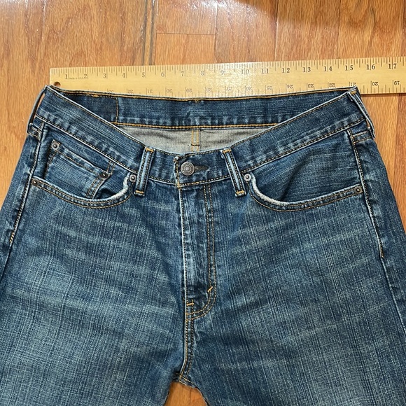 Levi’s 505 tag size 23 x 34 Blue Some wear on hem and pockets Whiskering - Picture 4 of 13